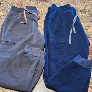 FIGS Jogger Scrub Pants